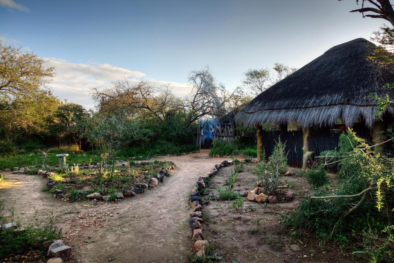 Quatermain'S 1920'S Safari Camp - Amakhala Wildreservaat Buitenkant foto