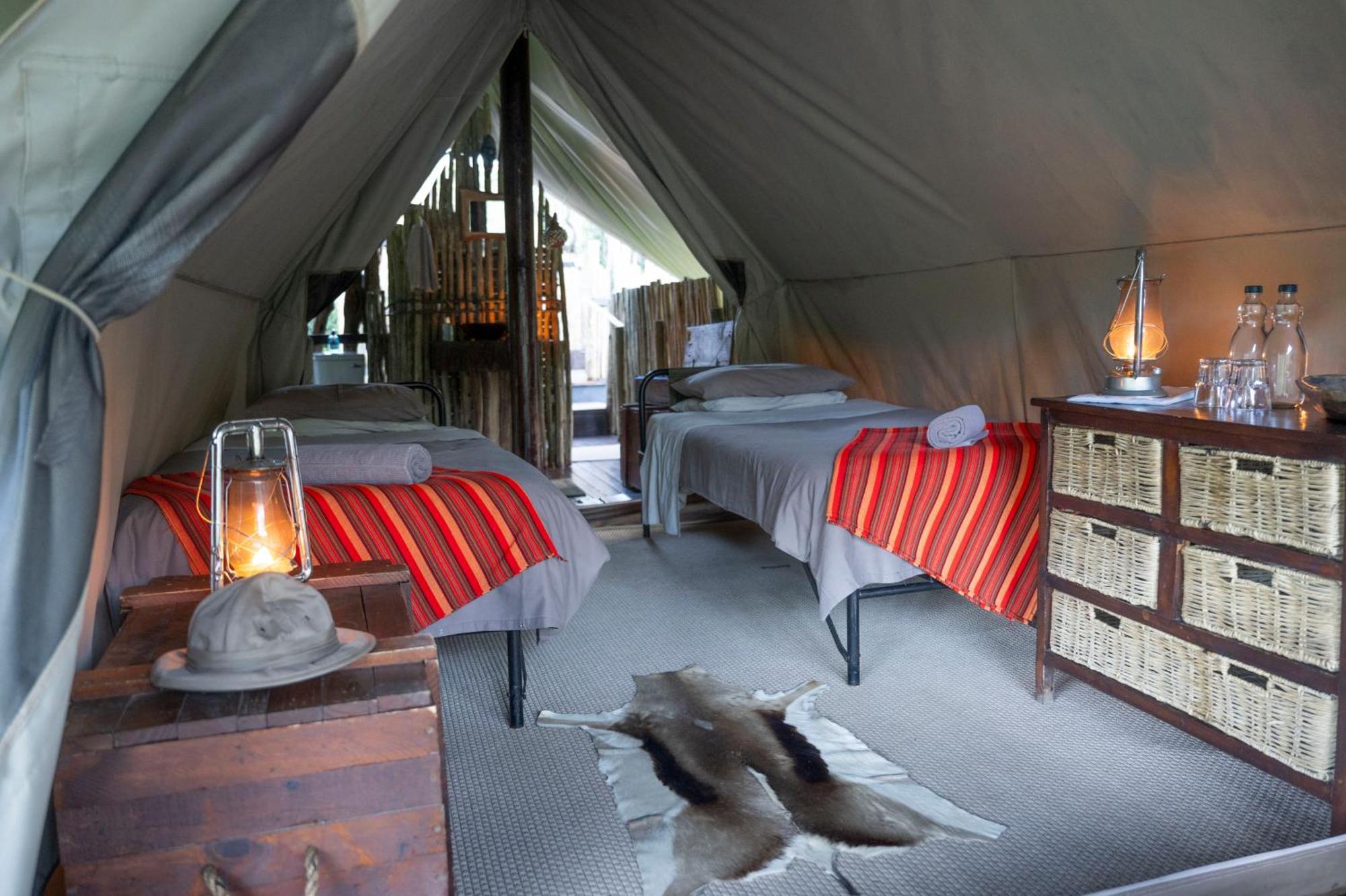 Quatermain'S 1920'S Safari Camp - Amakhala Wildreservaat Buitenkant foto
