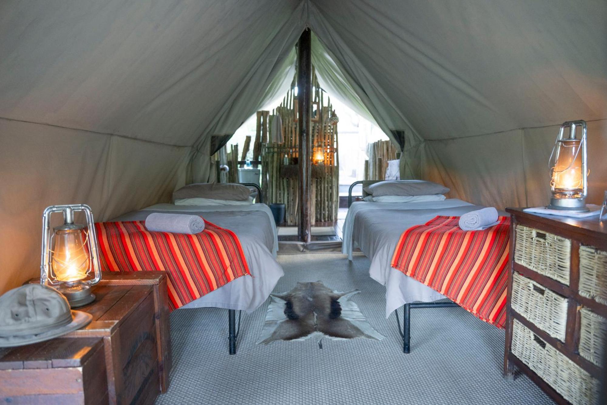 Quatermain'S 1920'S Safari Camp - Amakhala Wildreservaat Buitenkant foto