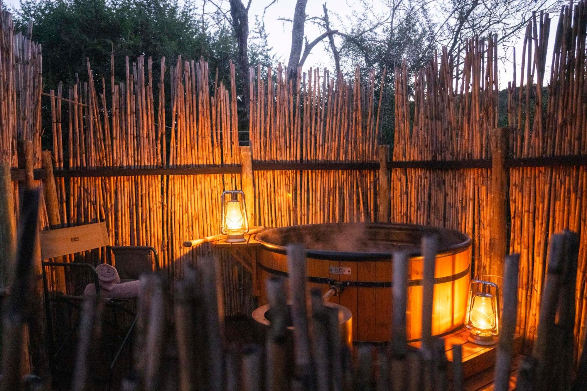 Quatermain'S 1920'S Safari Camp - Amakhala Wildreservaat Buitenkant foto